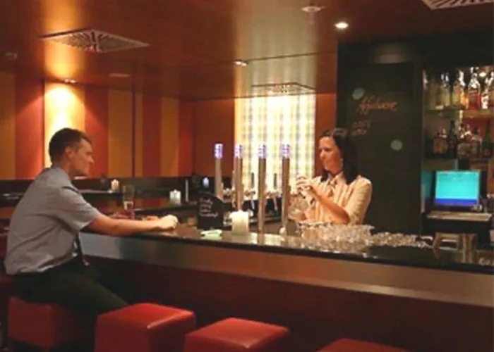 Otel Frankfurt-messe 3*